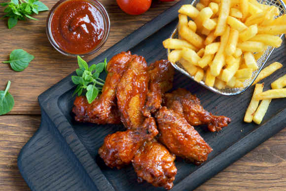 Hot Wings & Fries