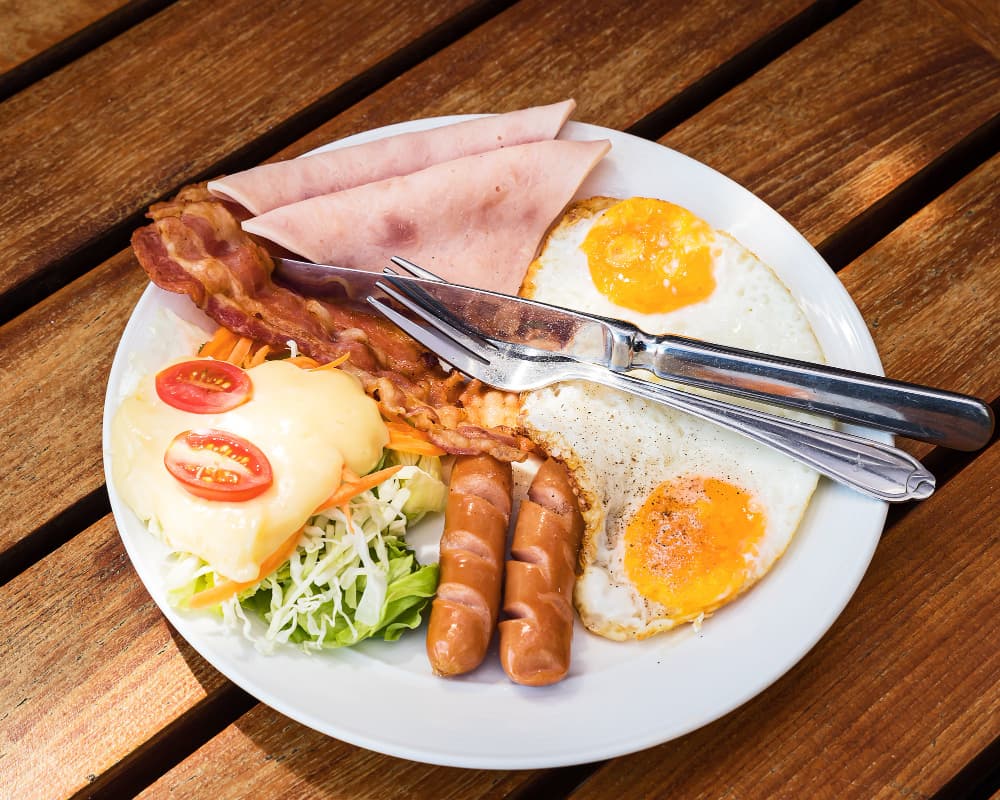 3 Eggs Deluxe